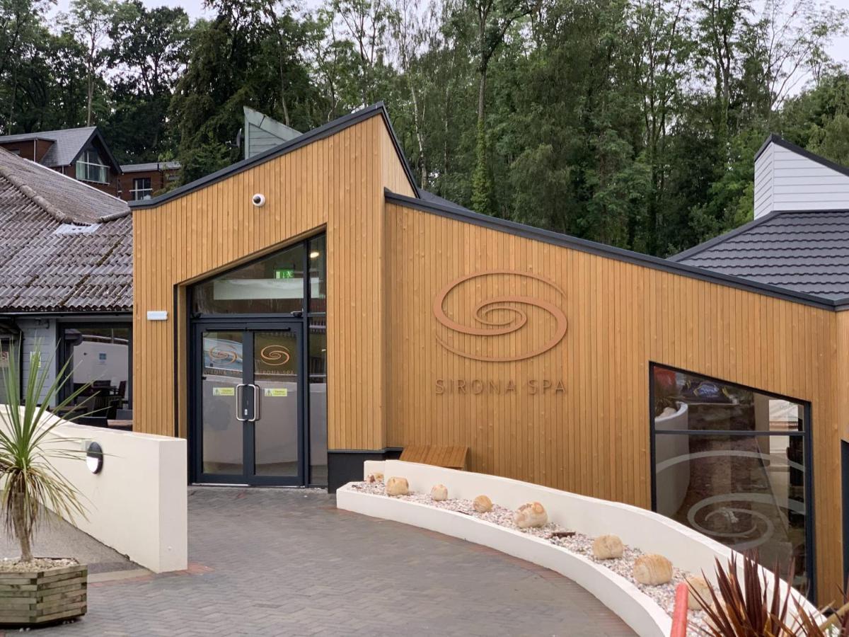 Spacious Primrose Lodge For 6 With Hot Tub At A Spa Resort Chudleigh Zewnętrze zdjęcie