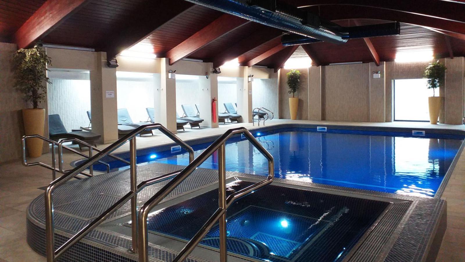 Spacious Primrose Lodge For 6 With Hot Tub At A Spa Resort Chudleigh Zewnętrze zdjęcie